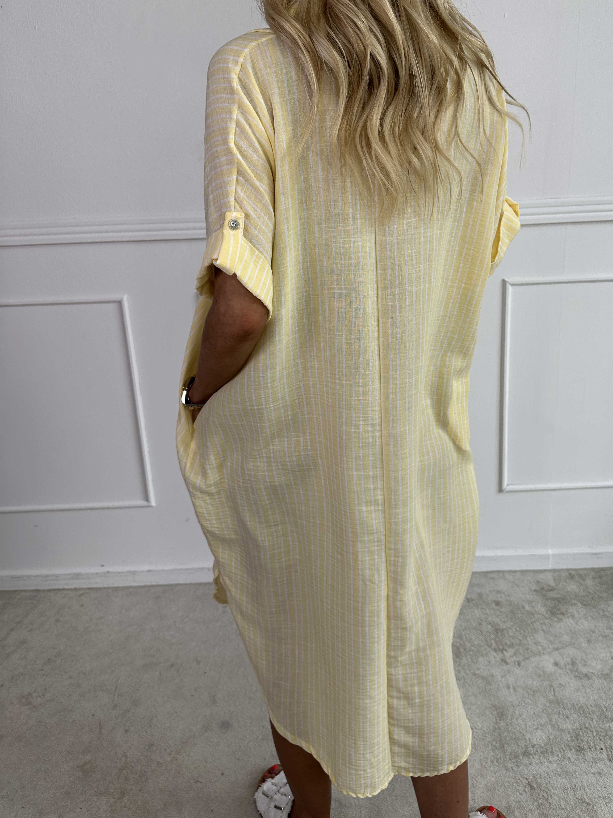 Evelyn - Stribet tunikakjole med skjortekrave